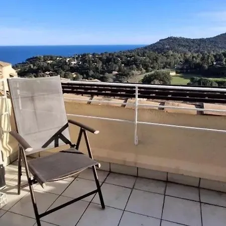 2 Cap Esterel Vue Saint-Raphael (Var)
